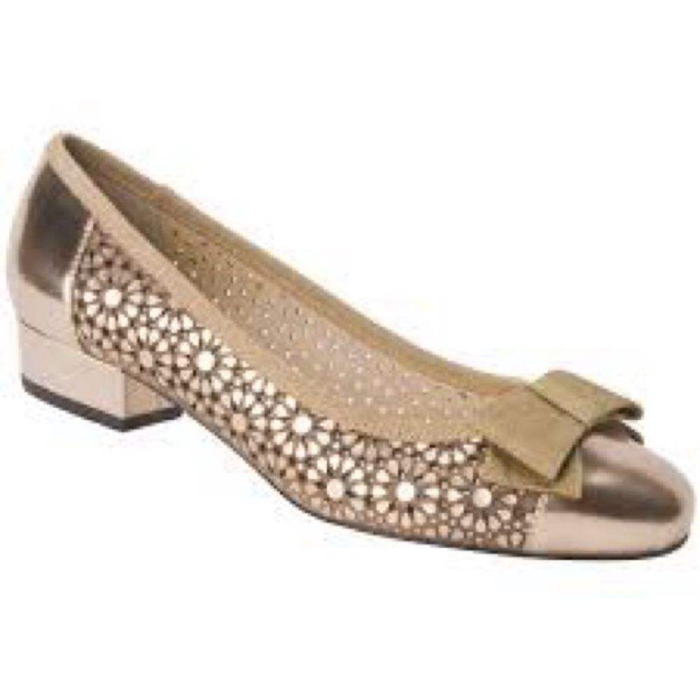 Ros Hommerson bronze Trisha metallic / patent leather flats in a size 9.5SS new - Picture 3 of 14